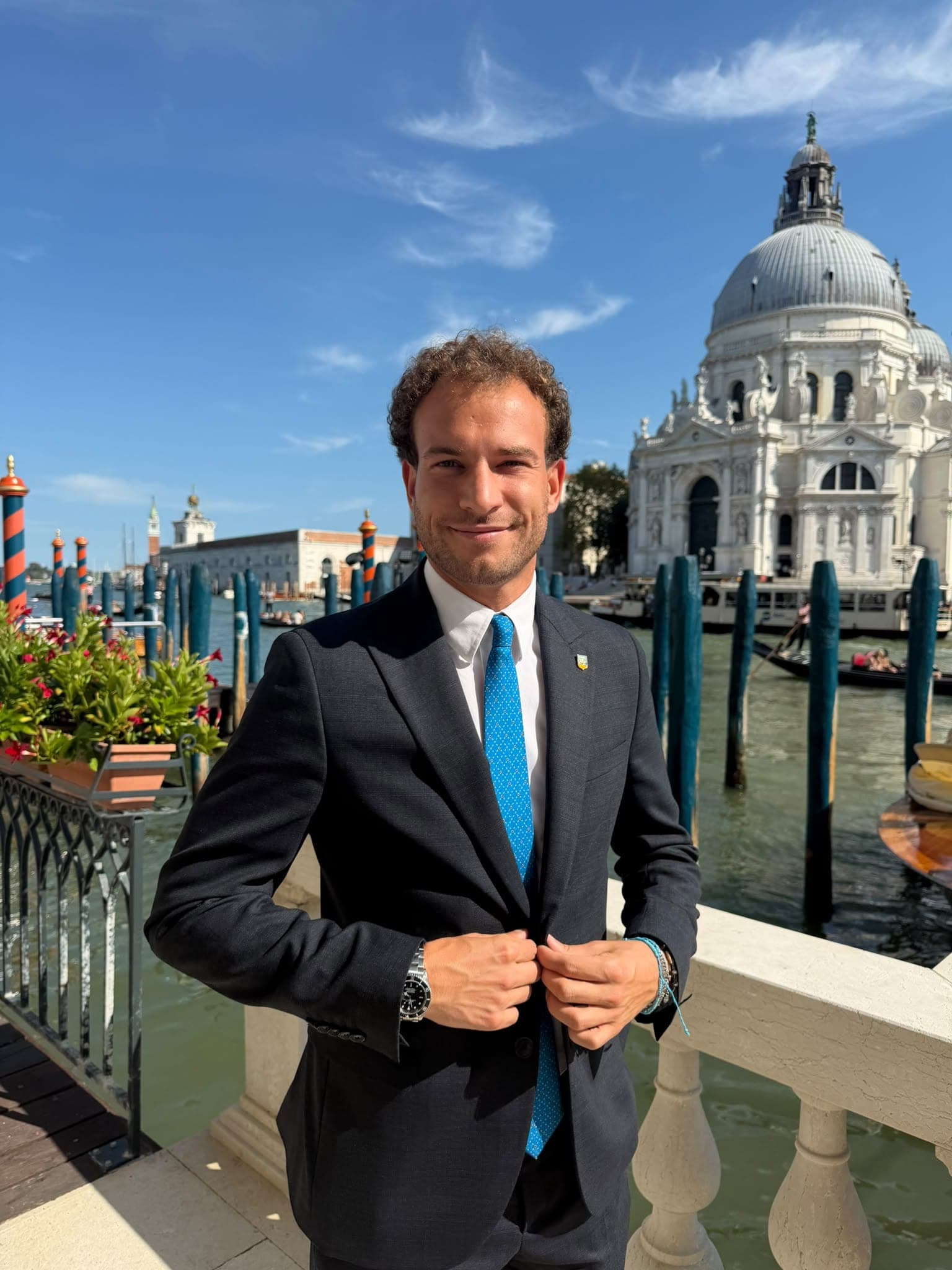 Jacopo Maltauro sul Canal Grande, davanti alla basilica della Salute